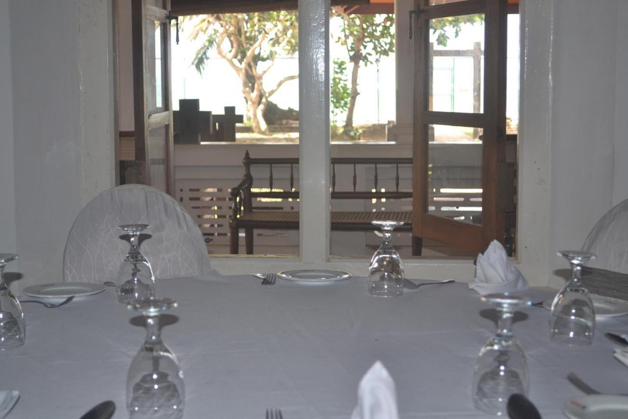 Rest House Matara Hotel Exterior photo